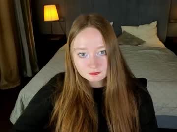 Vikiblossom Chaturbate stream image from November 30, 2025