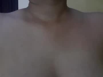 Naylasucklyn Chaturbate stream image from November 30, 2025