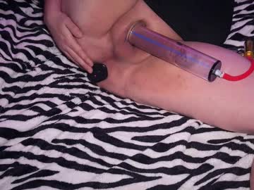 Nicle12 Chaturbate stream image from November 30, 2025