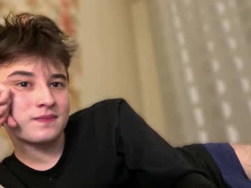 Coolskum00 Chaturbate stream image from November 30, 2025