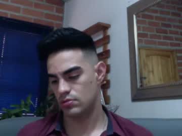 Liiam_Collins Chaturbate stream image from November 30, 2025