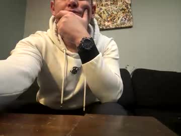 Picksomeus Chaturbate stream image from November 30, 2025