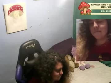 Cogumelinha00 Chaturbate stream image from November 30, 2025