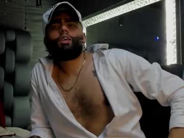 Isaac_Vercetis Chaturbate stream image from December 01, 2025