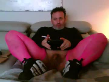 Nassobout Chaturbate stream image from December 01, 2025