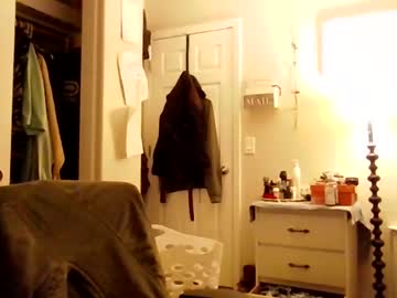Jiggyjwhite Chaturbate stream image from December 01, 2025