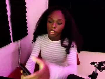 Missymixingmiss Chaturbate stream image from December 01, 2025