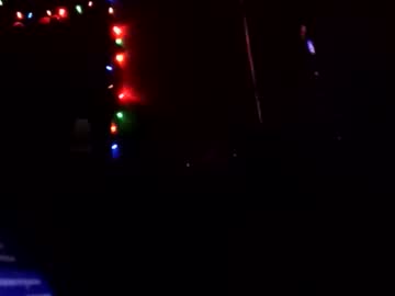 Pussyluver420kik909587 Chaturbate stream image from December 01, 2025
