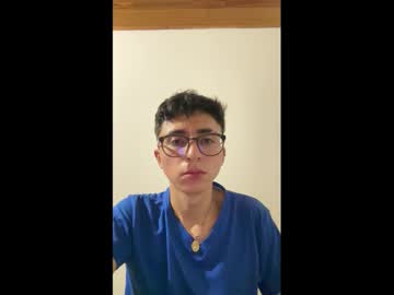 Camiloxxx797637 Chaturbate stream image from December 01, 2025
