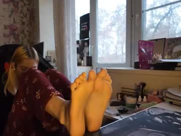 Charleneschonert Chaturbate stream image from December 01, 2025