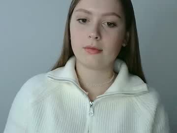 Funemma000 Chaturbate stream image from December 01, 2025