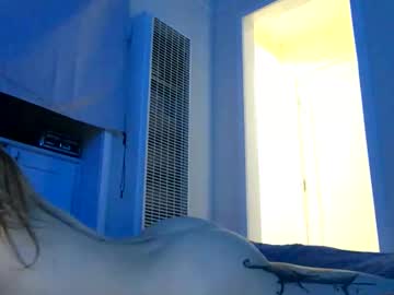 Sexymidnightdesire Chaturbate stream image from December 01, 2025