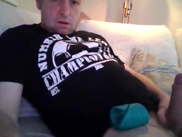 Dee283 Chaturbate stream image from December 01, 2025