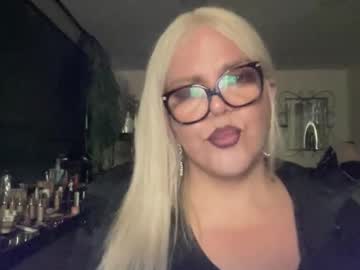 Alphatransmami Chaturbate stream image from December 01, 2025