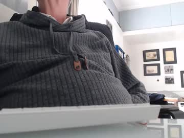 Chris4urs Chaturbate stream image from December 01, 2025