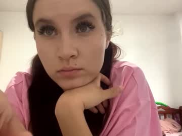 Dallasbuzzanca Chaturbate stream image from December 01, 2025