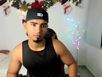 Andrew_Jonhes1 Chaturbate stream image from December 01, 2025