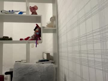 Blondie_Xoxoxo Chaturbate stream image from December 01, 2025
