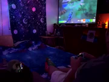 Nakeymonkey Chaturbate stream image from December 01, 2025