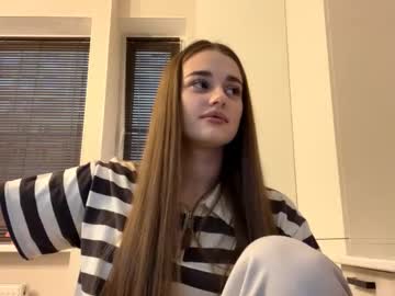 Kierstenmorioka Chaturbate stream image from December 01, 2025