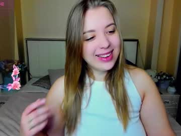 Kimberly_Mm Chaturbate stream image from December 01, 2025