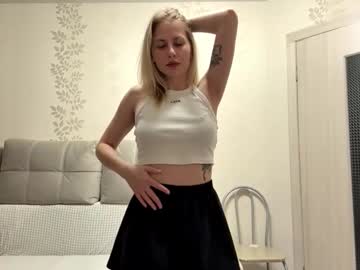 Dorielathern Chaturbate stream image from December 01, 2025