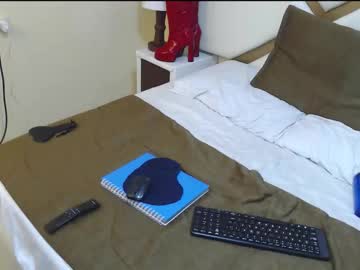 Shantal_Collinss Chaturbate stream image from December 01, 2025