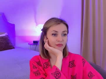 Cutemirage Chaturbate stream image from December 01, 2025