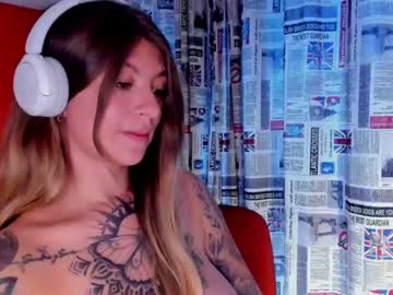 Emmaa_Hostt Chaturbate stream image from December 01, 2025