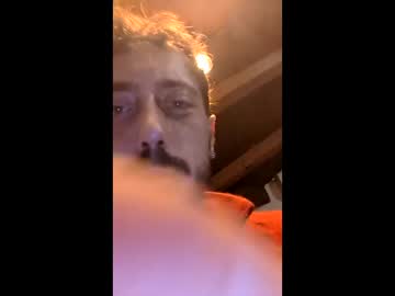 Hitmenoww Chaturbate stream image from December 01, 2025