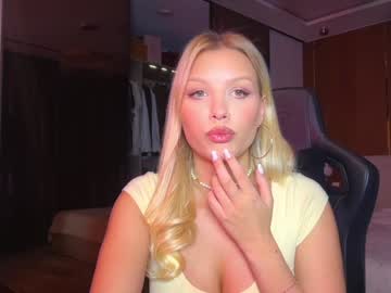 Killer__Tits Chaturbate stream image from December 01, 2025