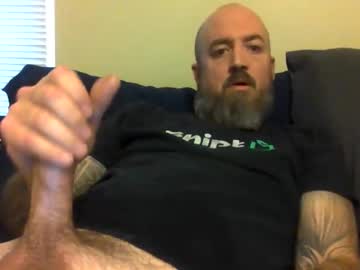 Ilikebigbutts818 Chaturbate stream image from December 01, 2025