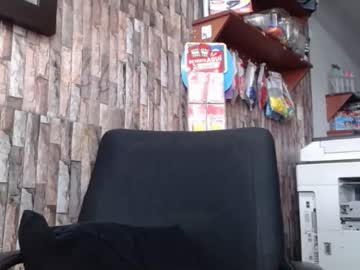 Jhosuamoore2 Chaturbate stream image from December 01, 2025