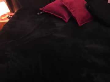 Rhondavines Chaturbate stream image from December 01, 2025