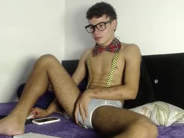Jenfrysuarez Chaturbate stream image from December 01, 2025