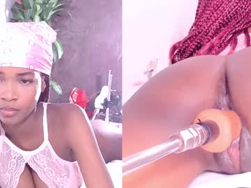 Lunna_Thomson Chaturbate stream image from December 02, 2025