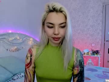 Lillimooore Chaturbate stream image from December 02, 2025