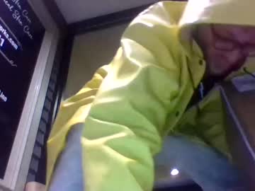Farmhouse451 Chaturbate stream image from December 02, 2025
