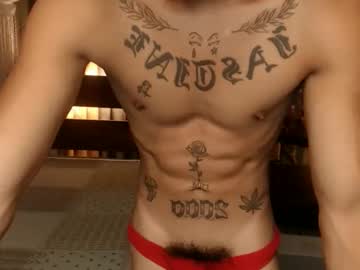 Justine_Hunk Chaturbate stream image from December 02, 2025