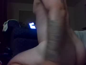 Justynfarr Chaturbate stream image from December 02, 2025