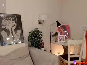 Gimme_The_Kiss Chaturbate stream image from December 02, 2025
