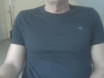 Hundeleine Chaturbate stream image from December 02, 2025