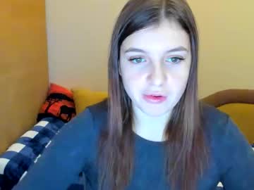 Lexiluxlov Chaturbate stream image from December 02, 2025