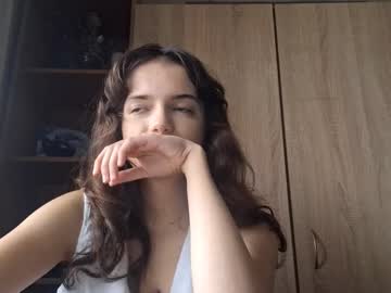 Lonniegoldrup Chaturbate stream image from December 02, 2025
