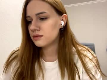 Paulinelejune Chaturbate stream image from December 02, 2025