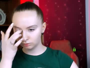 Mila_Glow Chaturbate stream image from December 02, 2025