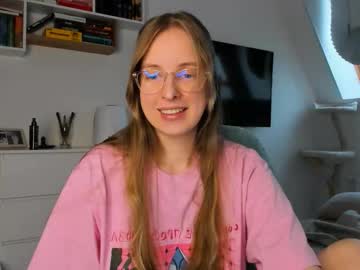 Violet_Blue_Eyes Chaturbate stream image from December 02, 2025