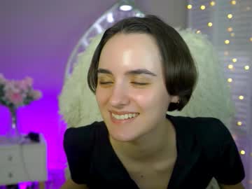 Katewillows Chaturbate stream image from December 02, 2025