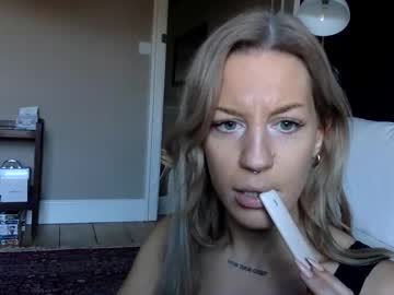 Londonbrooke Chaturbate stream image from December 02, 2025