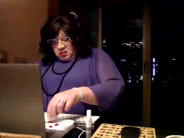 Suzannebanci Chaturbate stream image from December 02, 2025